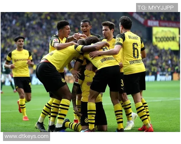 多特蒙德携德国杯晋级燃爆赛场，力争夺冠时刻即将到临！