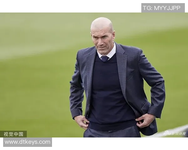 皇马官方确认主帅下课，谁将接替齐达内？